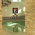 ألبين ريزيدانس 4*