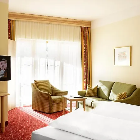 Hotel Alpen 4*